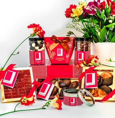 The Ultimate Guide to Traditional Christmas Hampers: A Timeless Gift for Everyone