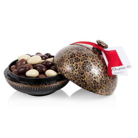 Large Handmade Bonbonni&egrave;re with Assorted Chocolate Coated Almonds, Palm Oil Free, 260g