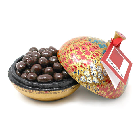 Large Handmade Bonbonni&egrave;re with Assorted Chocolate Coated Almonds, Palm Oil Free, 260g